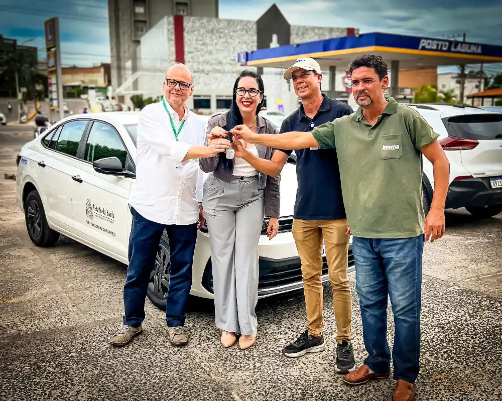 Ludmilla Fiscina entrega veículo do Inema para fortalecer ações ambientais em Alagoinhas