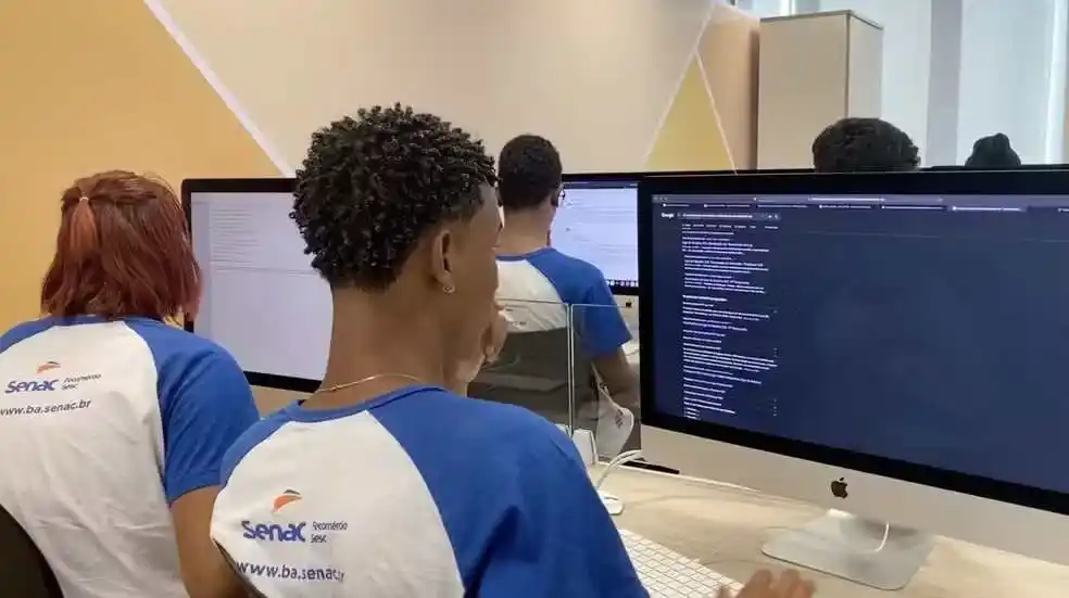 Senac oferece mais de 3 mil vagas gratuitas em cursos de qualificação pelo estado da Bahia